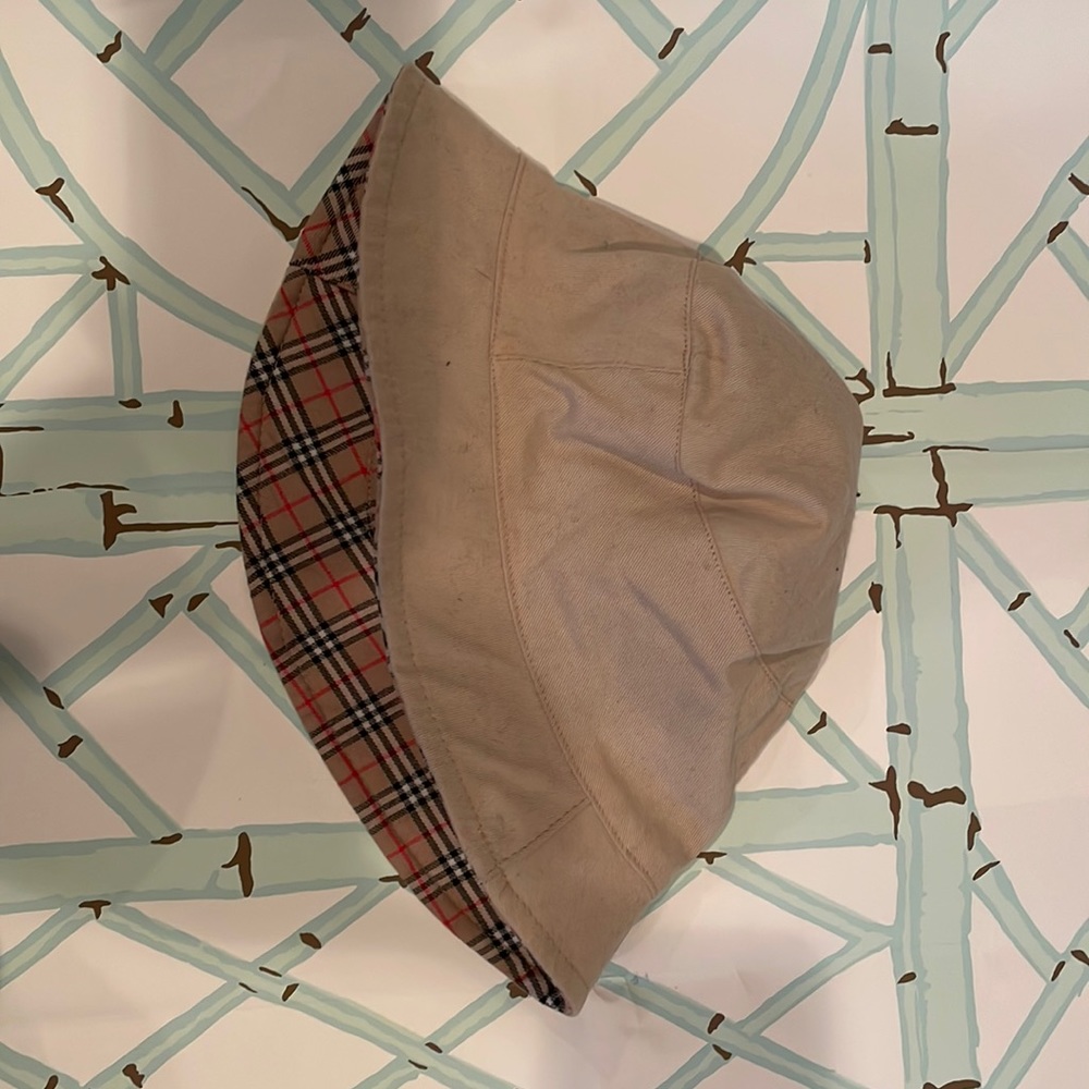 Classic Burberry plaid and khaki reversible rain hat